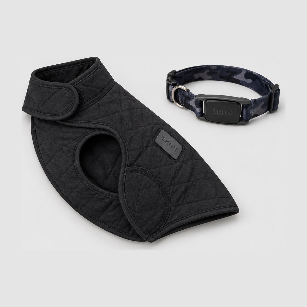 The SKIIN Canine vest and collar, both with integrated sensor modules